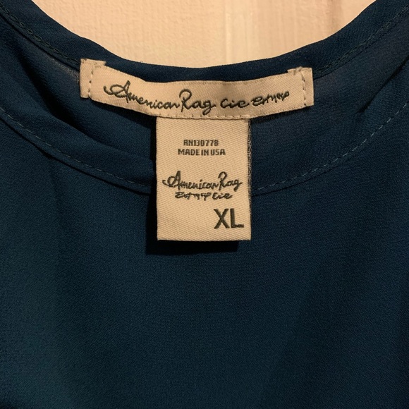 Top - Picture 3 of 4